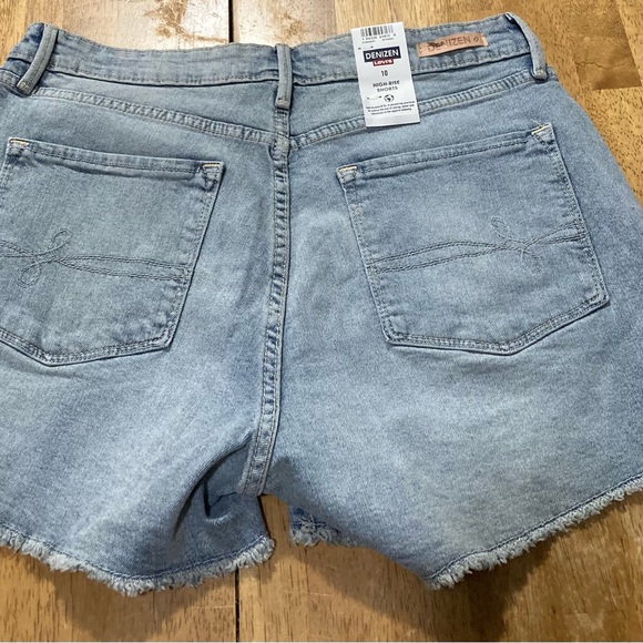 Beautiful shorts size 10 denizen from Levi’s high Rise shorts new - Picture 5 of 6